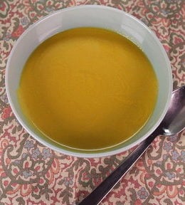 Learn how to make the delicious and healthy carrot ginger soup that Clinton Kelly made with the VItamix Pro 750 on "The Chew" on Wednesday, January 28, 2015.