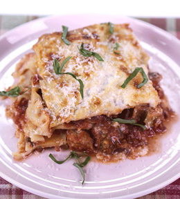 Learn how to make the delicious vegetarian baked lasagne alla norma that chef Mario Batali and Robin Roberts prepared on "The Chew"!