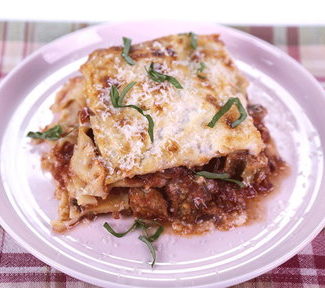 Learn how to make the delicious vegetarian baked lasagne alla norma that chef Mario Batali and Robin Roberts prepared on "The Chew"!