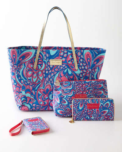 Lilly Pulitzer Brewster Blue Travel Accessories