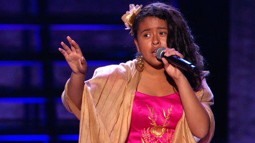  Video: America's Got Talent season 10 episode 8: Judge Cuts. 13 year old singer Alondra Santos sings "Cucurrucucu Paloma" beautifully!