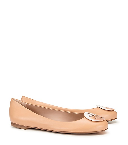 Tory Burch DIP-DYE LOGO BALLET FLAT in Sable