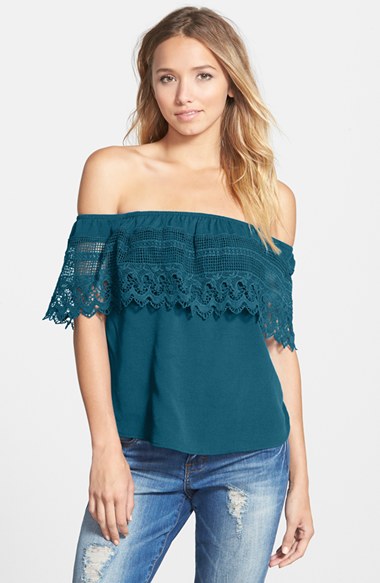 Socialite Crochet Off the Shoulder Top (Juniors) in Teal