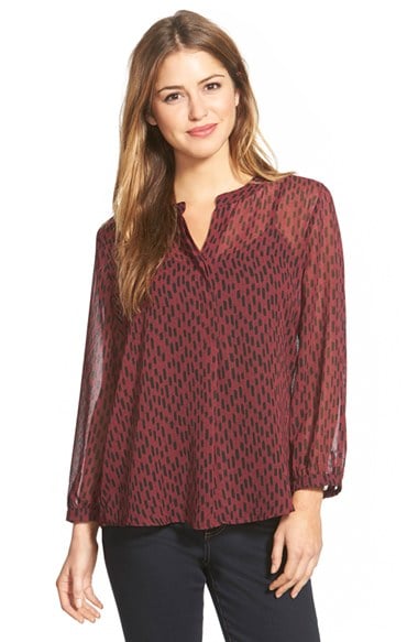 Gibson Print High-Low Split Neck Peasant Blouse in Wine