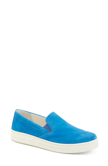 Prada Slip-On in Blue