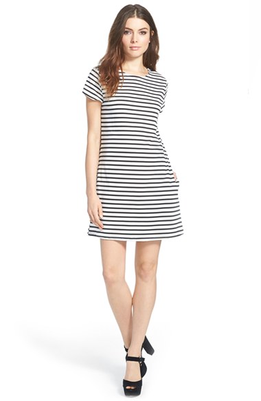MISSGUIDED Stripe Shift Dress in Black
