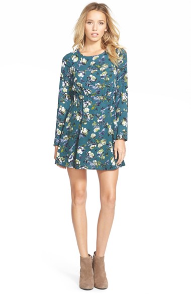 dee elle dee elle Print Skater Dress in Navy Floral