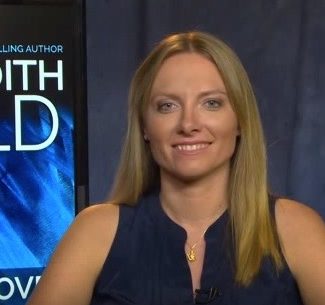 "Hard Love" author Meredith Wild joined Candace Rose for an interview to discuss her fifth and final book in The Hacker Series, she dished on her Harvard educated character Erica Hathaway, what it was like having her fourth book hit number one on the New York Times Bestsellers list and much more!