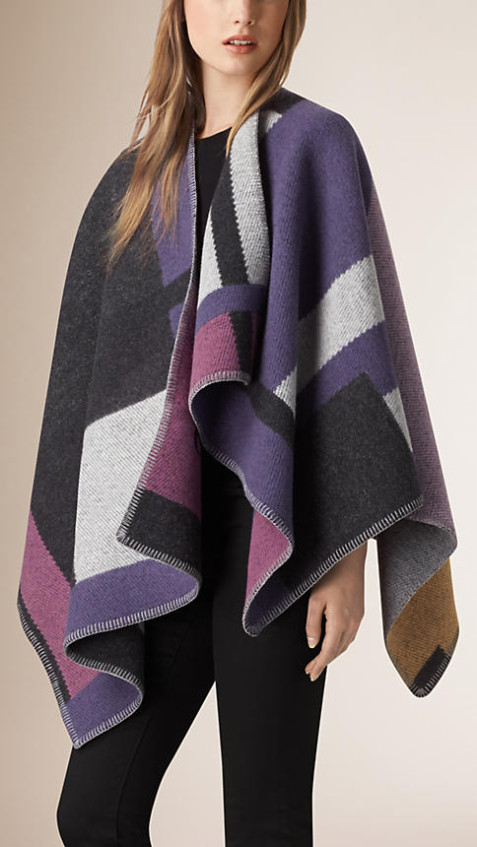Burberry CHECK WOOL AND CASHMERE BLANKET PONCHO in Mauve Pink