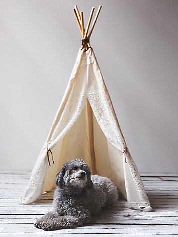 Banana J Creations Enchanted Lace Tipi