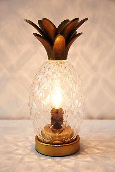 Plum & Bow Pineapple Table Lamp