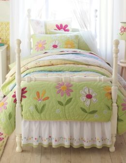 Daisy Garden Quilted Bedding Pottery Barn Kids