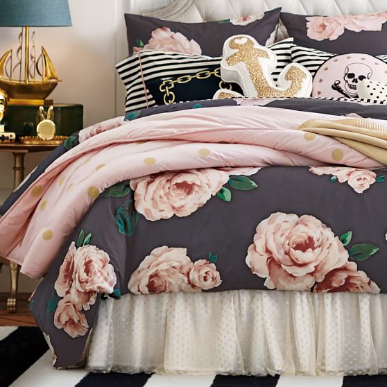 Pottery Barn Teen The Emily + Meritt Gold Dot Quilt + Sham Pottery Barn Teen Friends and Family Sale