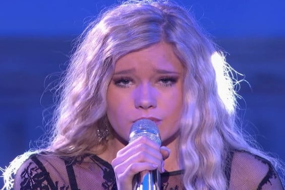 American Idol Season 15 Showcase One: 1st 12 performances video: Watch Emily Brooke sing Cassadee Pope's hit song "I Am Invincible" on the Wednesday, February 10, 2016 episode of American Idol.