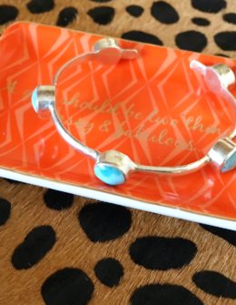 Every girl should be two things, classy and fabulous! Loving my Larimar cuff sparkle.