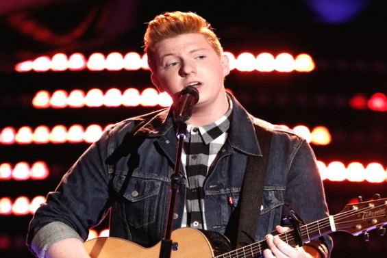 Watch Team Adam Levine's Mike Schiavo perform Tove Lo's hit song "Talking Body" during his blind audition. Mike even had the honor of singing "She Will Be Loved" with his coach Adam Levine on The Voice earlier this evening!