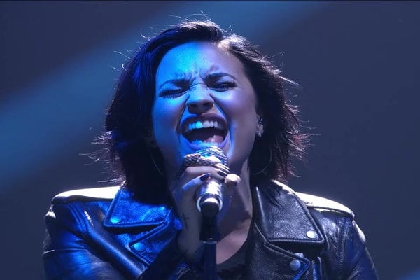 Watch pop star Demi Lovato perform "Stone Cold" on American Idol on Thursday, March 3, 2016. American Idol Top 8