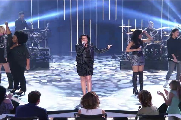 Watch Demi Lovato and the American Idol season 15 top 10 perform "Confident" on March 3, 2016.