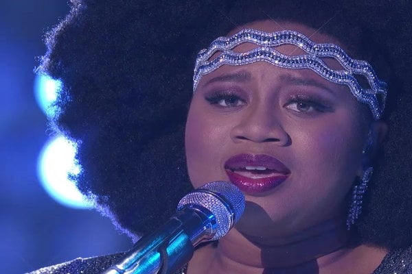 Watch American Idol Season 15 Top 8 performer La'Porsha Renae sing Beyonce's hit song "Halo" on Thursday, March 3, 2016.
