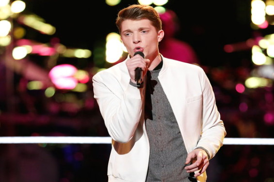 Watch The Voice Season 10 Episode 10 Knockout Premiere: See Daniel Passino of Team Christina Aguilera perform The Temptations classic hit song "Ain't Too Proud to Beg" on Monday, March 28, 2016.