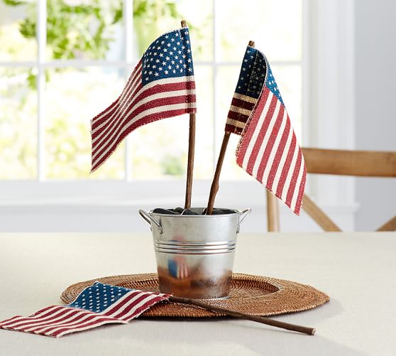 AMERICANA OUTDOOR BURLAP FLAG, SET OF 4 Pottery Barn