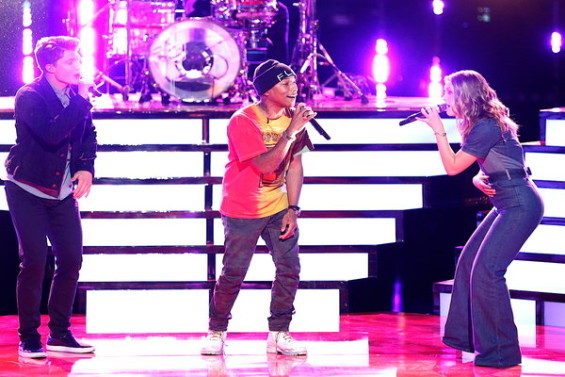  Watch The Voice Season 10 Live Top 11 Eliminations Videos Episode 20: See Team Pharrell (Hannah Huston and Daniel Passino perform Lenny Kravitz hit song "Let Love Rule" which is a classic homage to peace.