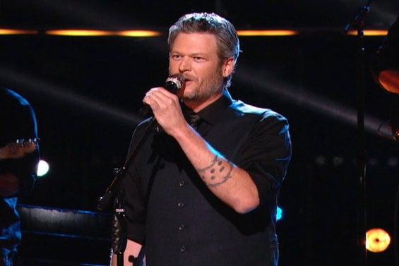 See The Voice coach/country superstar Blake Shelton perform "She's Got a Way With Words" from his new album If I'm Honest on the Tuesday, May 24, 2016 episode.