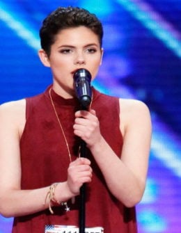 See 16 year old cancer survivor Calysta Bevier of Grand Rapids, Ohio wow the crowd and the judges with her amazing performance! I loved her cover of Rachel Platten's hit song "Fight Song." Her standing ovation was well deserved! She is such an inspiration to everyone. Simon Cowell used his golden buzzer on her. She is headed straight to the live shows!