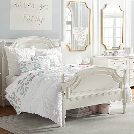 Pottery Barn Teen Coraline Bed Simply White PB Teen Friends and Family Sale