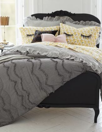 The Emily & Meritt Scallop Ruffle Quilt + Sham Pottery Barn Teen Collection