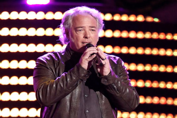  Watch The Voice Season 11 Episode 3 Blind Audition Videos: Tuesday, September 20, 2016. See 56 year old (former jingle recording singer) Dan Shafer of Nashville, Tennessee sing Train's hit song "Marry Me" for the coaches and crowd beautifully. Blake Shelton turned around for him. Congrats to team Blake.