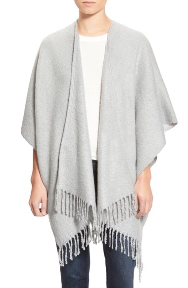 Echo Bouclé Cape Light Grey capes fall