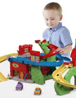 Fisher-Price Little People Sit 'n Stand Skyway Stephanie oppenheim toy portfolio today show