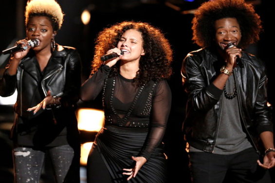  The Voice Season 11 Episode 18 Live Top 12 Eliminations videos: See Alicia Keys perform songs from her most recent album: "Blended Family (What You Do for Love)" and "Holy War" on Tuesday, November 15, 2016.