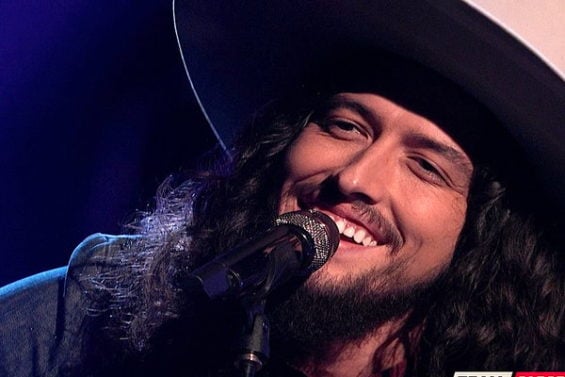 Watch The Voice Season 11 Episode 16 The Live Playoffs Night One Videos: See Josh Halverson of Team Alicia Keys put his own spin on the late great Sam Cooke's classic song "Cupid" on Monday, November 7, 2016.