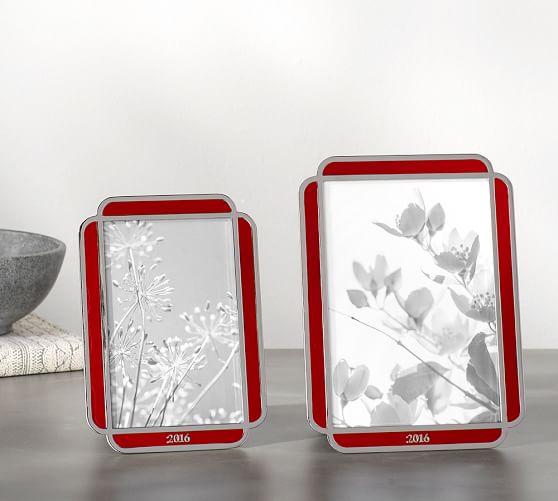 Pottery Barn 2016 DATED ENAMEL FRAME - RED 5 x 7 pottery barn flash sale