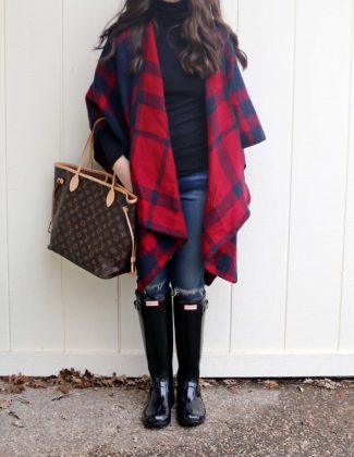 The plaid cape I bought a few weeks ago! Unfortunately it's sold out, but I've shared a few others you'll love! PS: I'm wearing AG jeans, a Splendid black turtleneck, and carrying this Louis Vuitton bag.