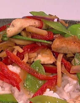 Watch Clinton Kelly show chef Carla Hall and all of us at home how to make an easy, healthy, delicious and affordable lightened-up Asian stir fry on the Tuesday, January 3, 2017 episode of "The Chew."