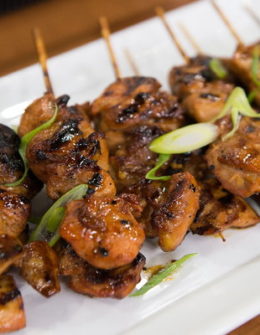 Watch Pig and Khao restaurant owner and chef Leah Cohen show Tamron Hall, Al Roker and guest co-host Andy Grammer how to make Filipino chicken skewers and Southern curry chicken wings just in time for Super Bowl LI on the Monday, January 30, 2017 episode of the Today show!
