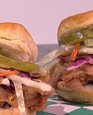 Watch Clinton Kelly make delicious fried chicken biscuit sandwiches with coleslaw (aka fried chicken biscuit sammies) inspired by his favorite fried chicken sandwich from Bubby's restaurant in NYC on the Monday, January 16, 2017 episode of "The Chew."