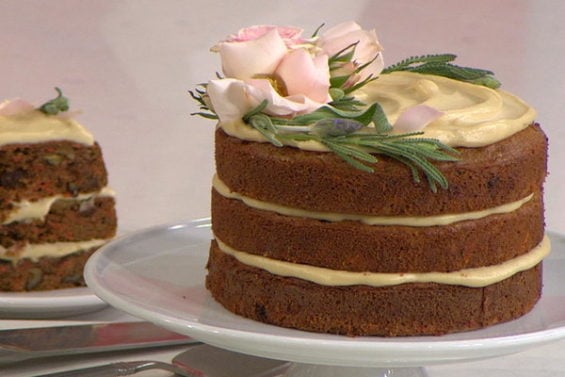 Watch Laurel Gallucci and Claire Thomas, co-owners of Sweet Laurel (an organic baking company in Los Angeles, California) show Hoda Kotb and Jenna Bush Hager how to make a gluten-free carrot cake with vegan cream cheese frosting on the 4th hour of Today with KLG and Hoda on Thursday, January 5, 2017.