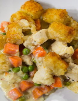 Watch blogger and "Molly on the Range" author Molly Yeh show Harry Connick, Jr. and Al Roker how to make delicious tater tot chicken pot pie on the Friday, January 6, 2017 episode of the Today show!