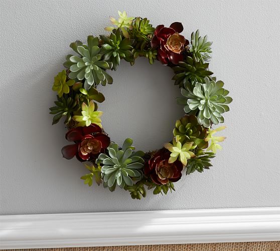 Pottery Barn FAUX SUCCULENT WREATH pottery barn friends and family sale