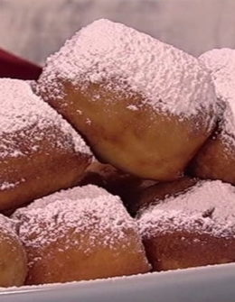 Watch Clinton Kelly show "The Bachelor" season 21 star Nick Viall how to make New Orleans inspired buttermilk beignets on the Wednesday, February 8, 2017 episode.