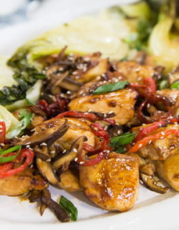 Watch registered dietitian, Dawn Jackson Blatner, RD show Kathie Lee Gifford and Hoda Kotb how to make miso-glazed chicken and bok choy; and sheet pan roasted broccoli, radicchio, chickpeas on the Tuesday, February 7, 2017 episode of the Today show.