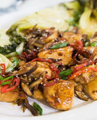 Watch registered dietitian, Dawn Jackson Blatner, RD show Kathie Lee Gifford and Hoda Kotb how to make miso-glazed chicken and bok choy; and sheet pan roasted broccoli, radicchio, chickpeas on the Tuesday, February 7, 2017 episode of the Today show.