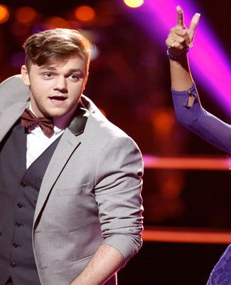 Watch The Voice Season 12 Episode 10 Battles Premiere, Night 2 Videos Tuesday, March 21, 2017. See 15 Aliyah Moulden of La Habra, California and 18 year old Dawson Coyle Williamstown, Virginia sing Katrina & The Waves hit song "Walking On Sunshine"! They were so good. I loved their rendition of this hit song.