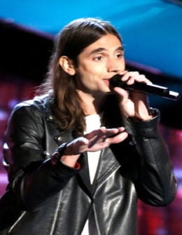 Watch The Voice Season 12 Episode 5 Blind Auditions Videos: Tuesday, March 7, 2017. Meet 31 year old singer Johnny Gates of Providence, Rhode Island! He went on tour with Rod Stewart. Tonight he sang Rod's huge hit song "Maggie May" for the crowd. It was AMAZING! Gwen Stefani and Blake Shelton turned around for him almost immediately. Alicia Keys soon followed. Congrats to Johnny on getting three out of four coaches/chairs to turn around. He chose Gwen Stefani as his coach. Congrats to Team Gwen!