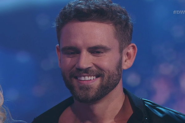  Watch Dancing With the Stars Season 24 Episode 1 Night 1 Videos. Monday, March 20, 2017. See The Bachelor Nick Viall and his partner Peta Murgatroyd dance a cha cha to the tune of “Let Me Love You” by DJ Snake and Tiësto featuring Justin Bieber. Be sure to watch their dance below!