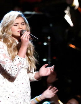 Watch The Voice Season 12 Episode 19 Live Top 12 Performances Videos: Monday, April 24, 2017. See talented teen Brennley Brown of Team Gwen Stefani sing one of the greatest songs of all time by one of the greatest singers of all time - "Long, Long Time" by Linda Ronstadt. It was absolutely beautiful!